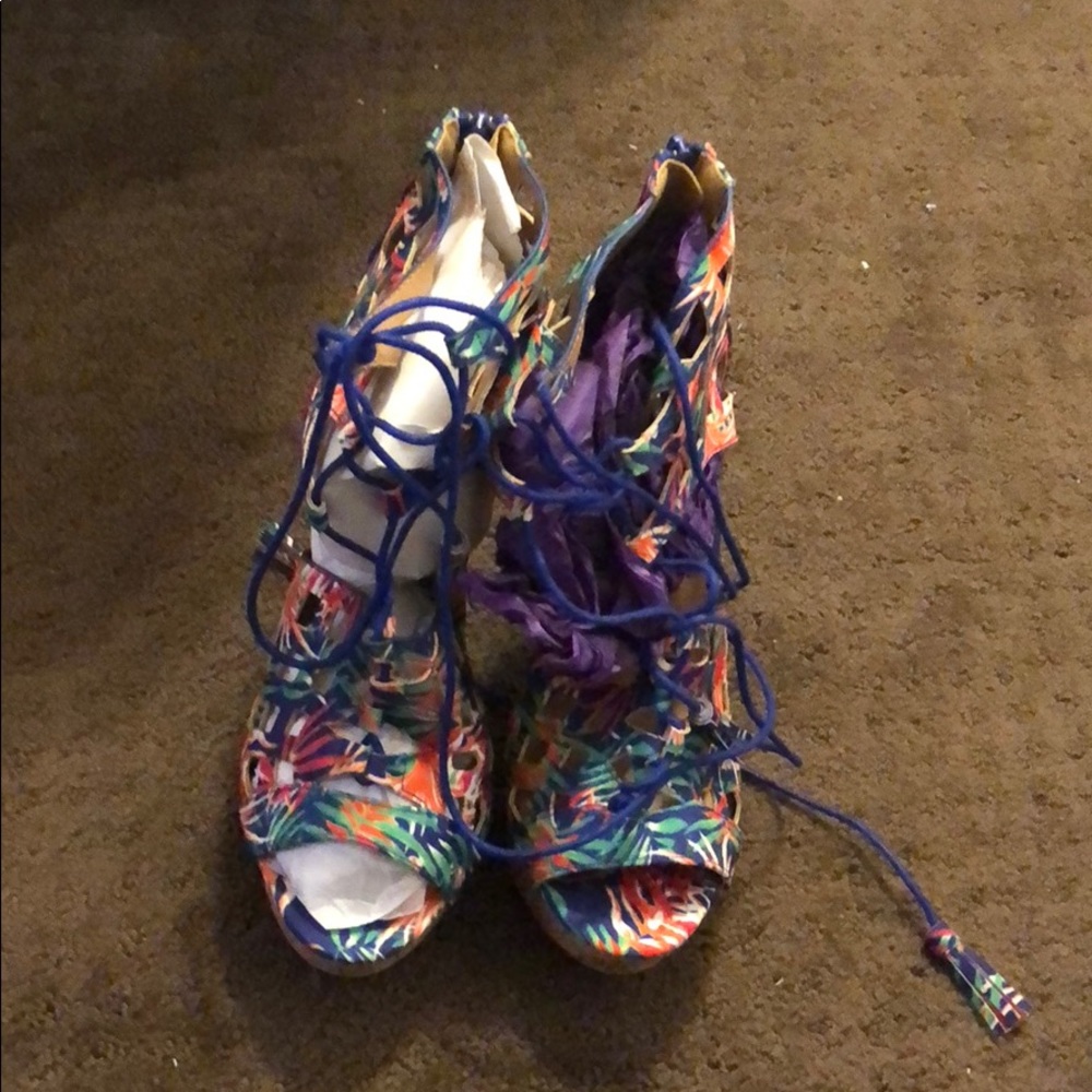 Heels never worn